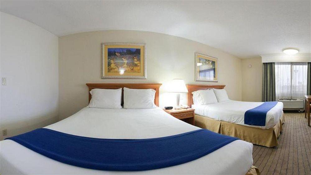 Holiday Inn Express Corning By Ihg Kültér fotó